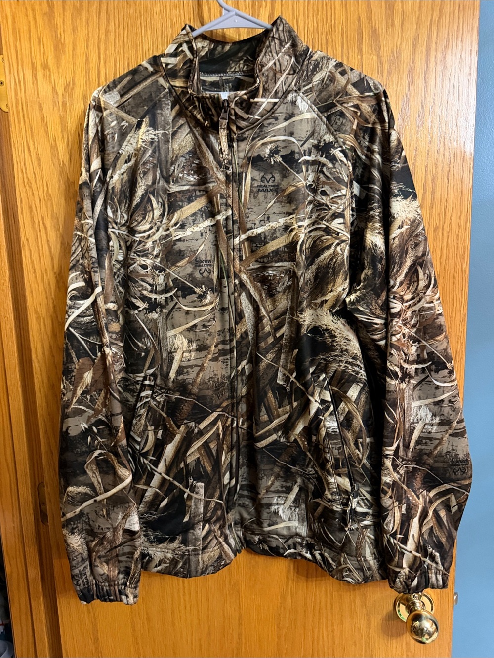 Realtree Men's Brown Camo Zip Windbreaker